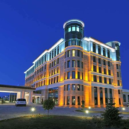 Doubletree By Hilton Van Bagian luar foto