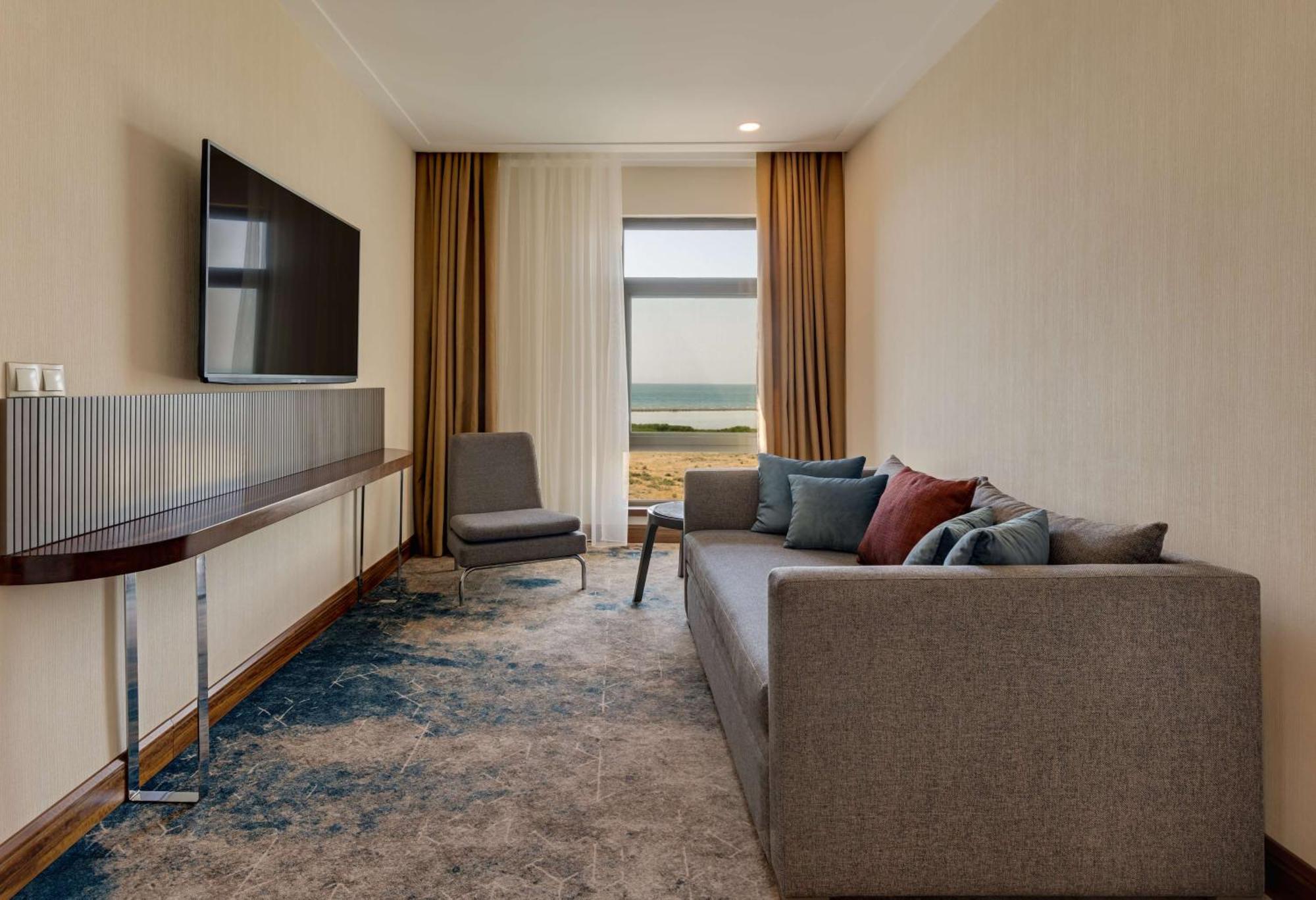 Doubletree By Hilton Van Bagian luar foto