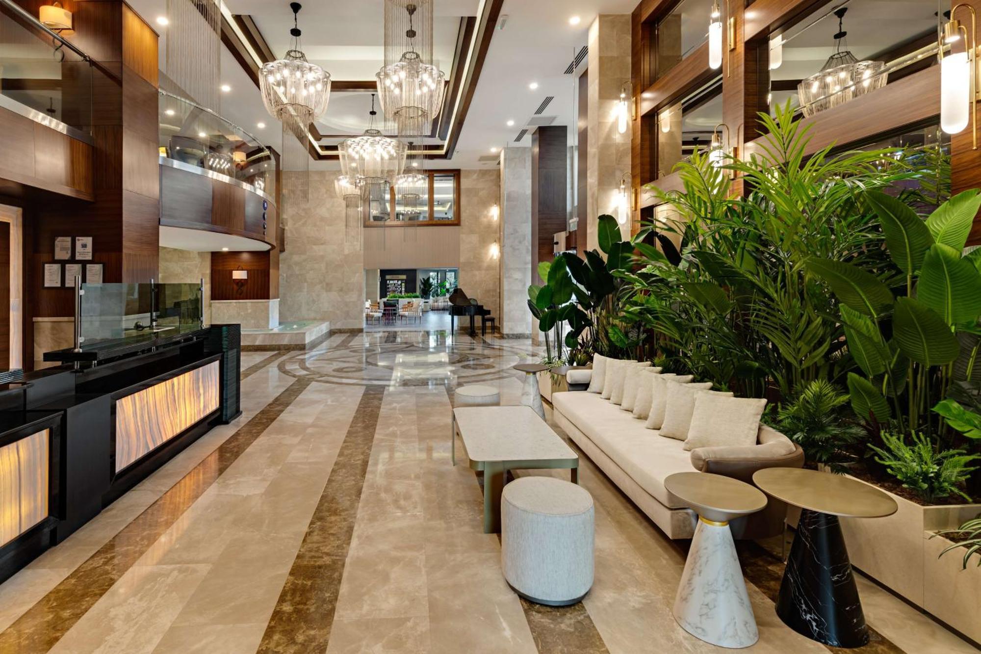 Doubletree By Hilton Van Bagian luar foto